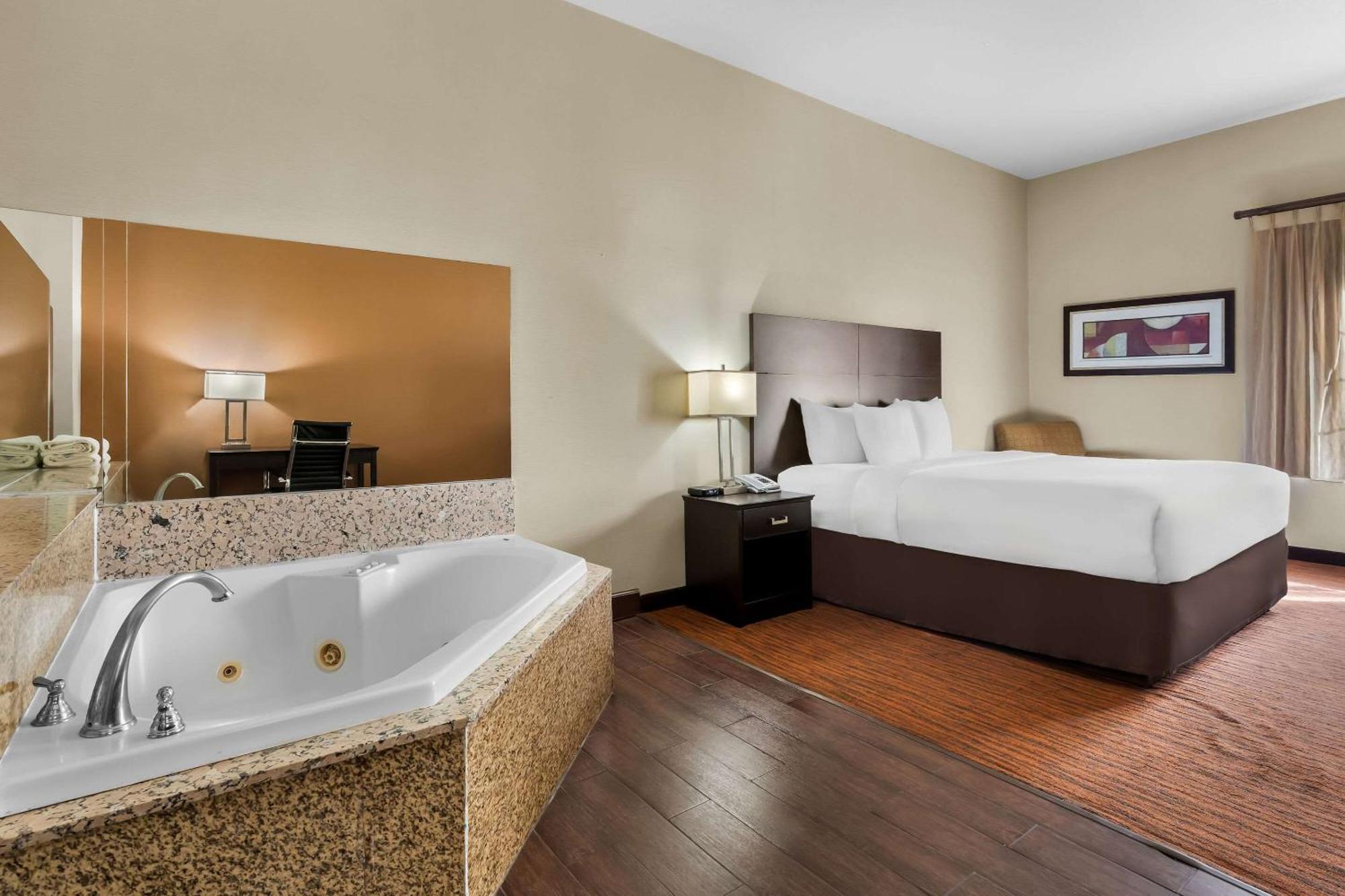 Comfort Suites Clovis Εξωτερικό φωτογραφία