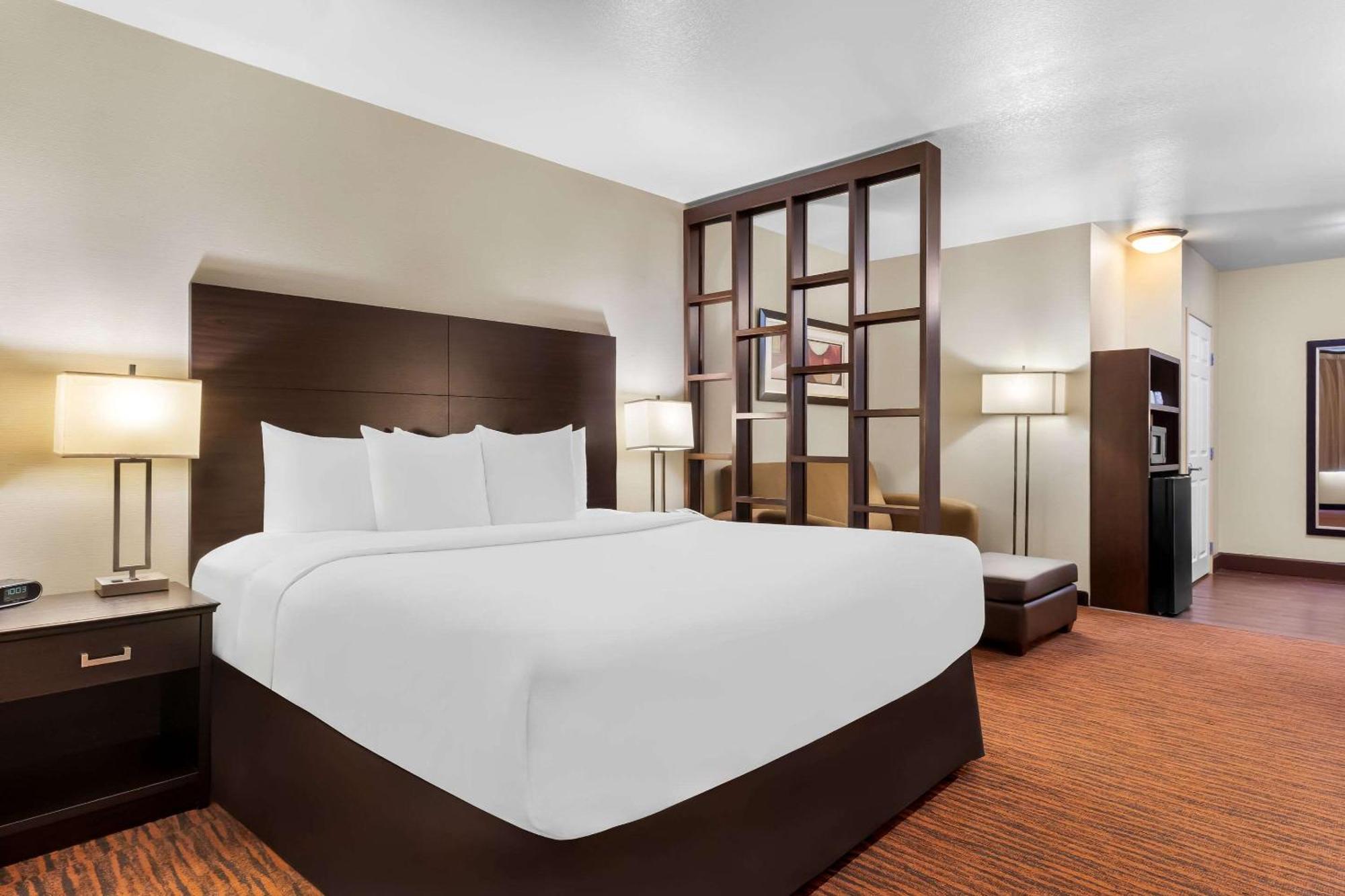 Comfort Suites Clovis Εξωτερικό φωτογραφία
