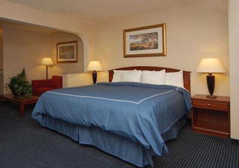 Comfort Suites Clovis Εξωτερικό φωτογραφία